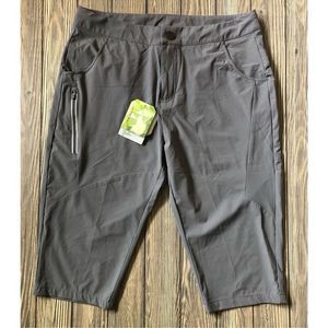 NWT LIBIN waterproof size Large capri